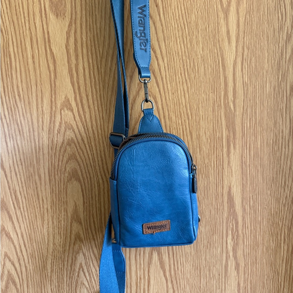 Wrangler Blue Crossbody - Picture 3 of 3